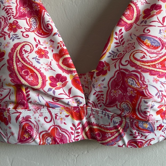 Time and Tru Women's Classic Plunge Swim Bikini Top Size S (4-6) Paisley print - Picture 6 of 10
